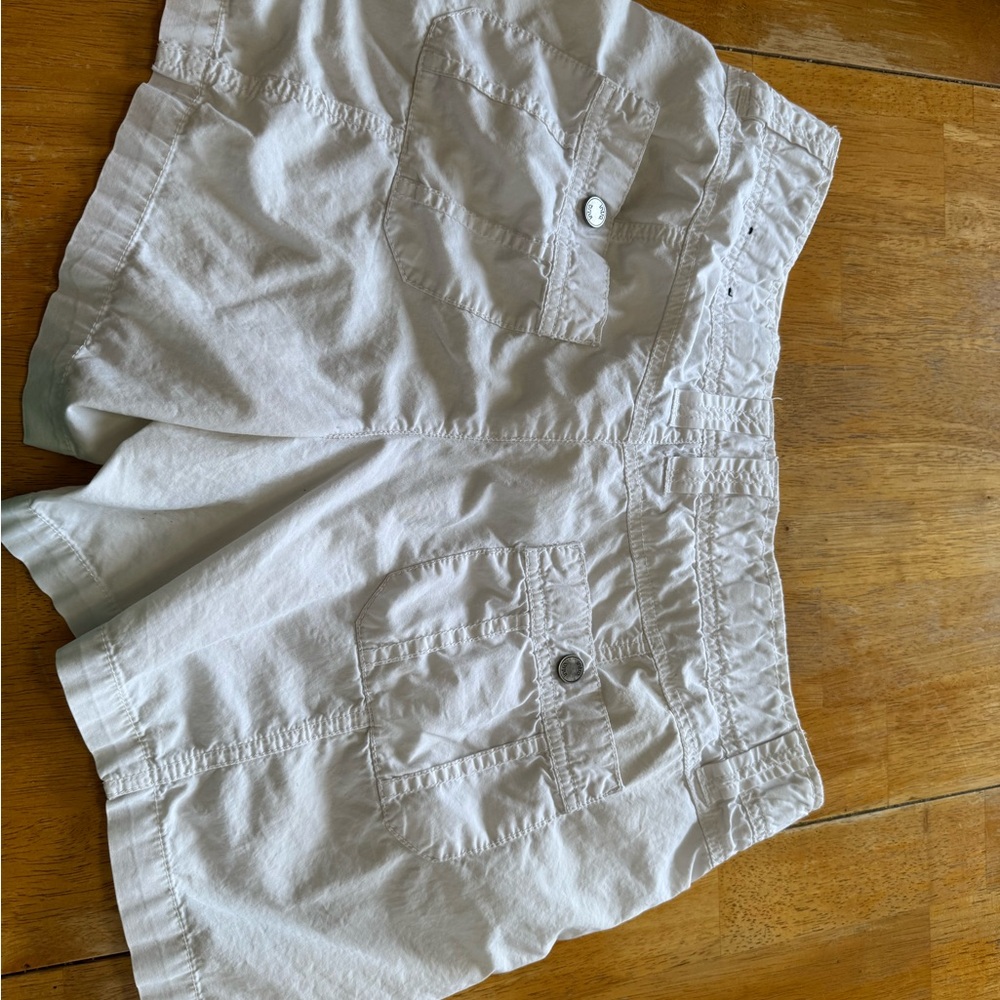 Intro. Women's White Cargo Shorts